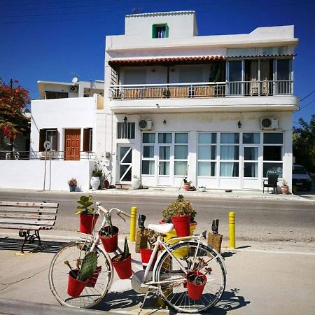 Kikilia'S & Stelio'S Apartments Adamantas (Milos) Exterior foto